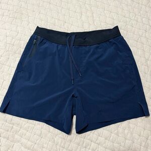 Men’s Medium Running Shorts!